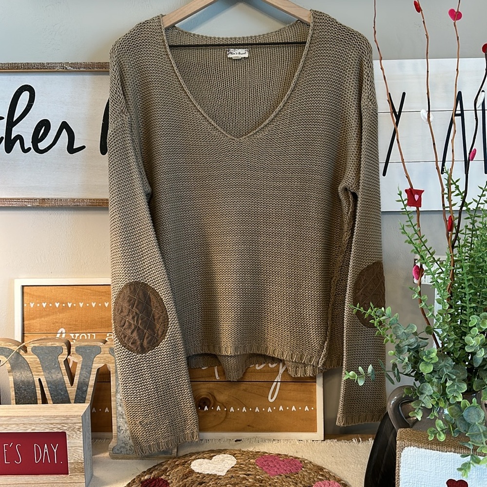 Hem & Thread Knit 🤎🧶🤎 Sweater